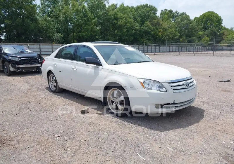 2006 Toyota AVALON фото