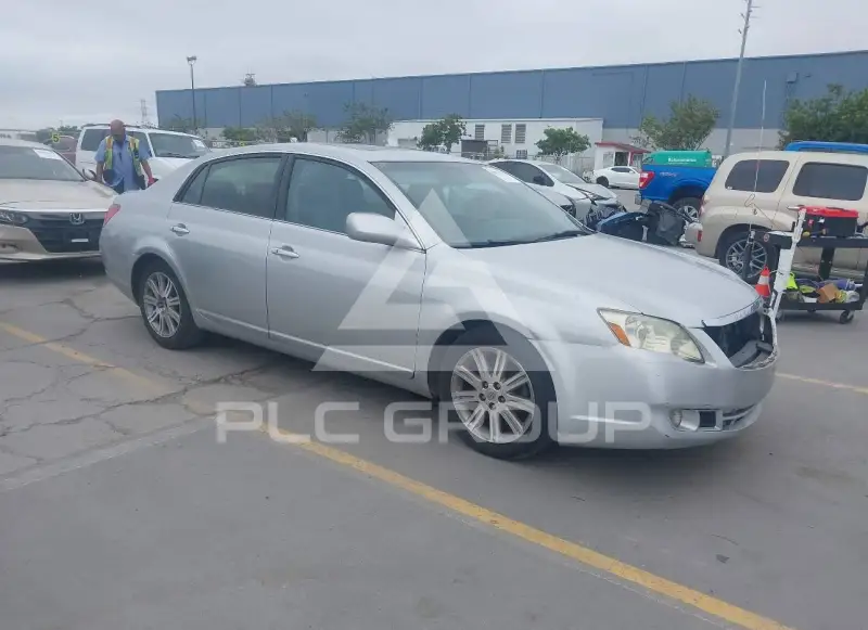2006 Toyota AVALON фото