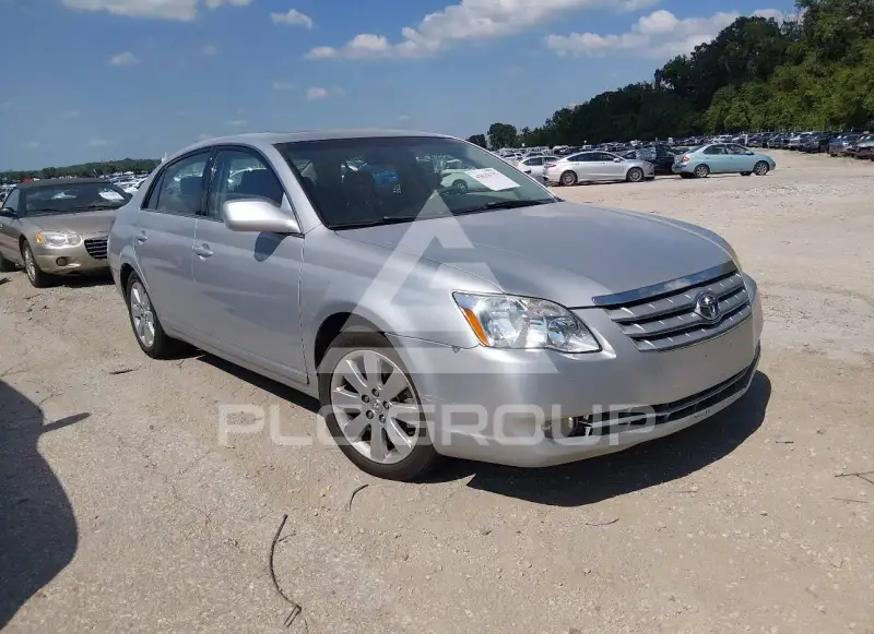 2006 Toyota AVALON фото