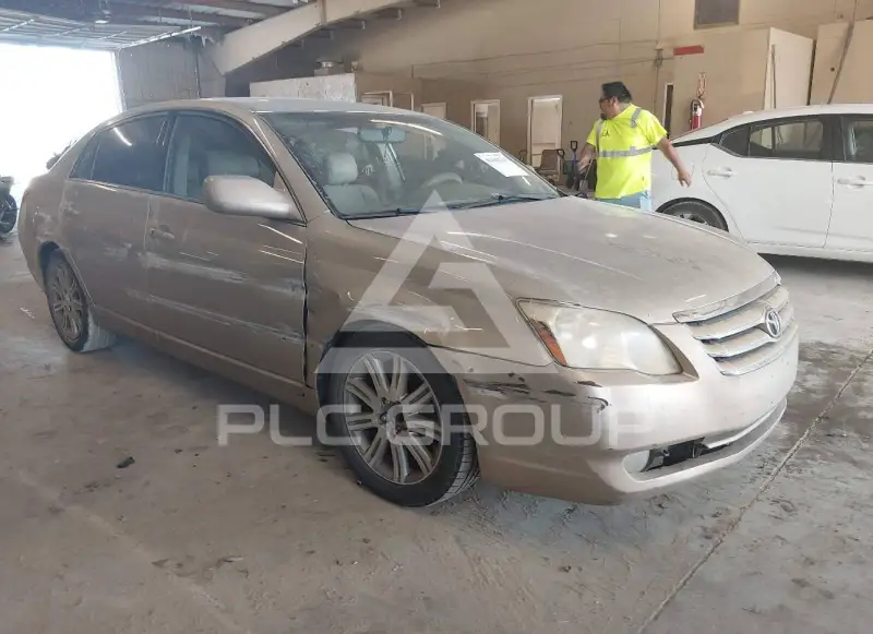 2006 Toyota AVALON фото