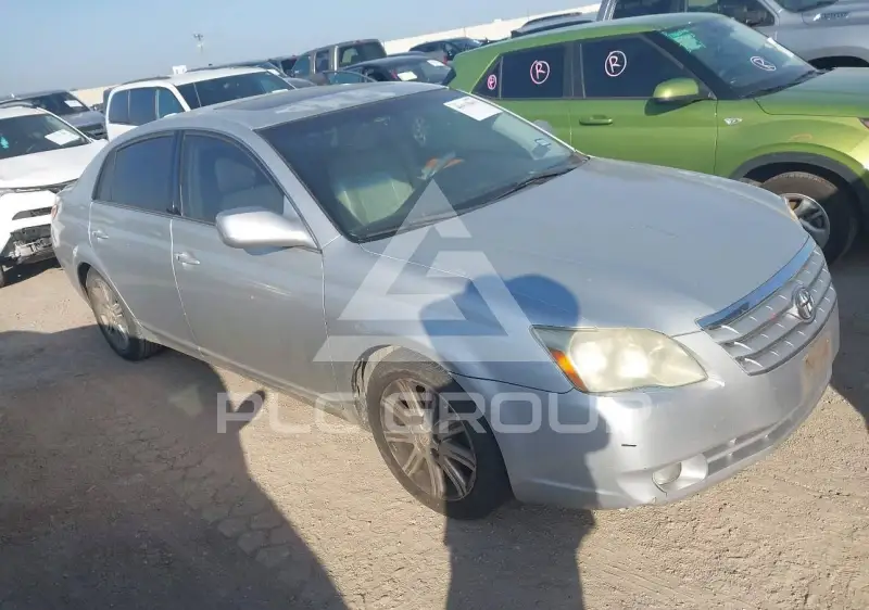 2006 Toyota AVALON фото