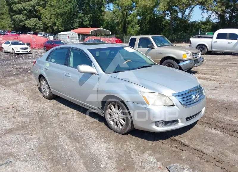 2006 Toyota AVALON photo