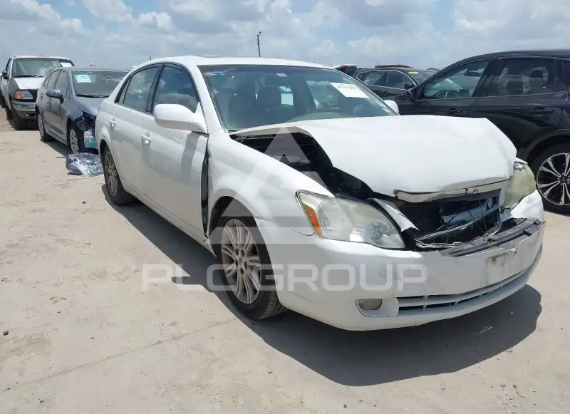 2006 Toyota AVALON фото