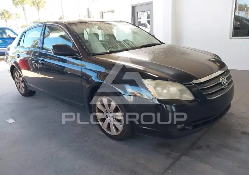 2006 Toyota AVALON фото