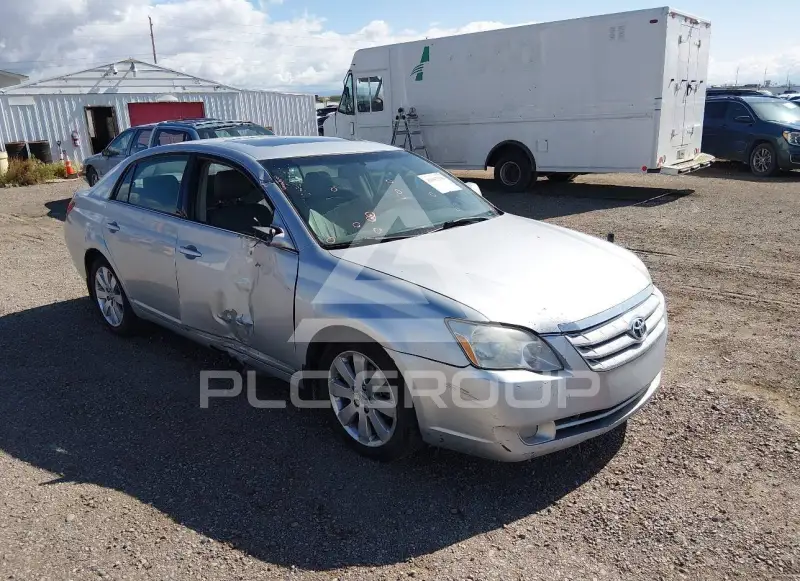 2006 Toyota AVALON photo