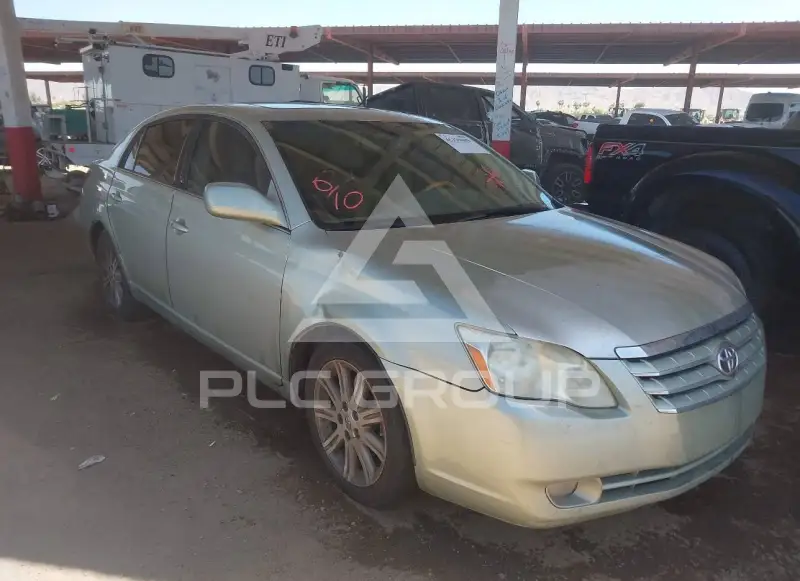 2006 Toyota AVALON фото