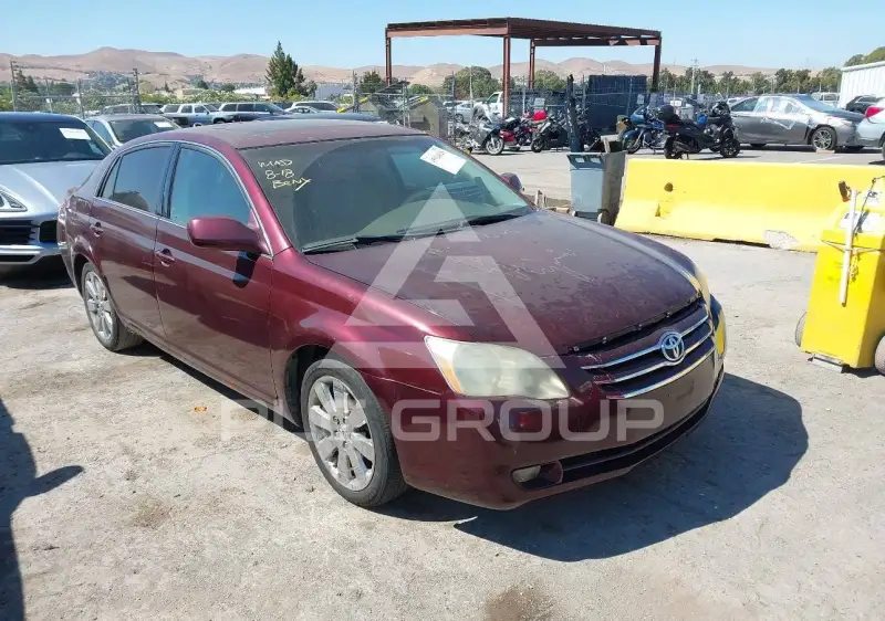 2006 Toyota AVALON photo