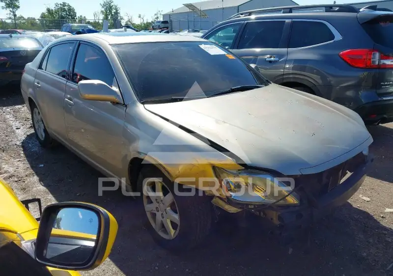 2006 Toyota AVALON фото