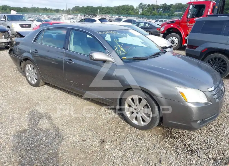 2006 Toyota AVALON photo