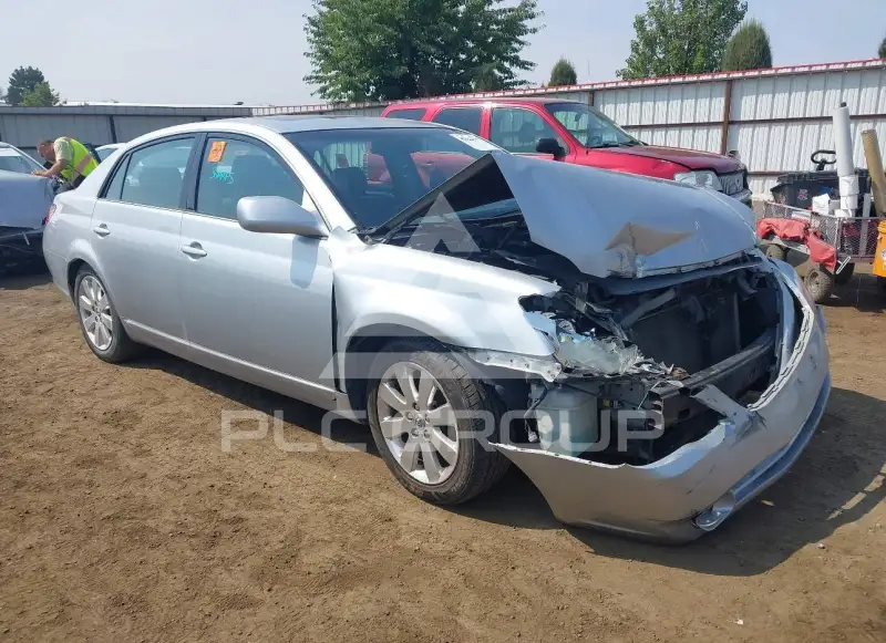 2006 Toyota AVALON фото