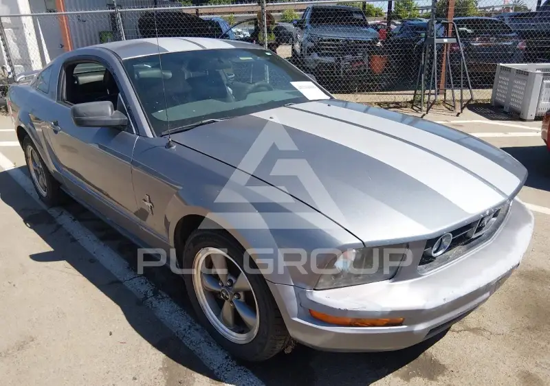 2006 Ford MUSTANG фото