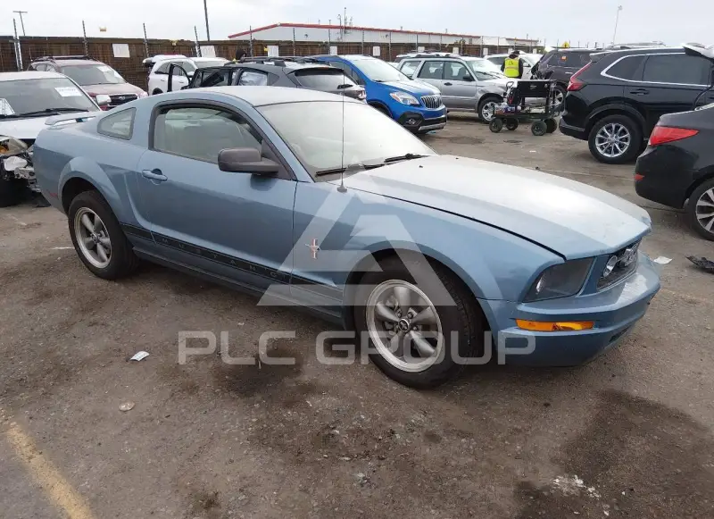 2006 Ford MUSTANG фото