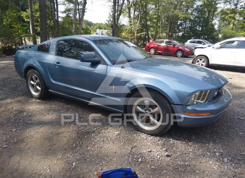 2006 Ford MUSTANG photo