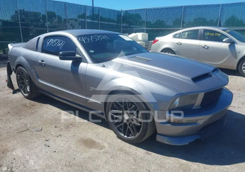 2006 Ford MUSTANG photo