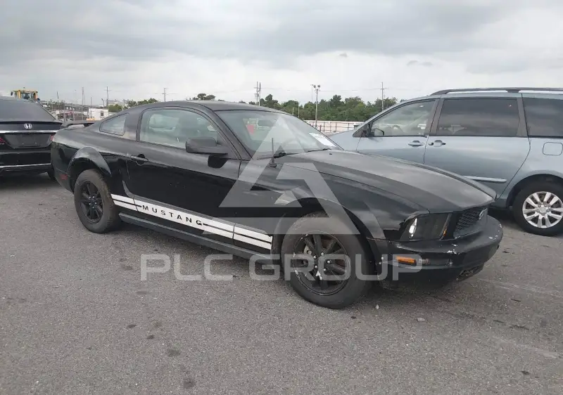 2006 Ford MUSTANG фото