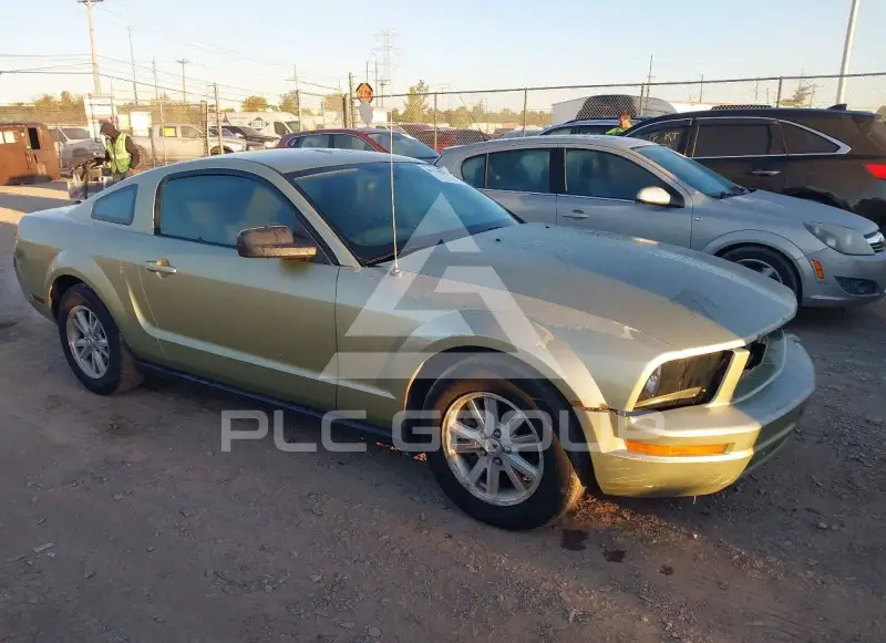2006 Ford MUSTANG photo