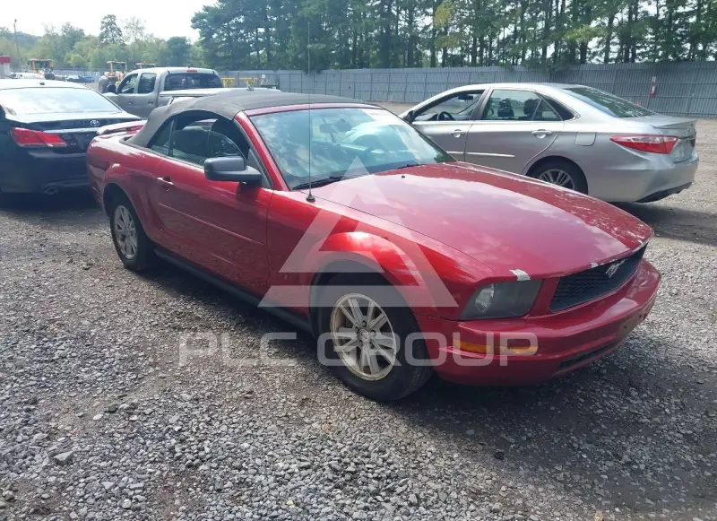 2006 Ford MUSTANG фото