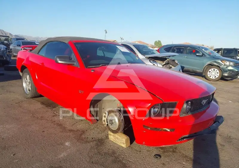 2006 Ford MUSTANG фото