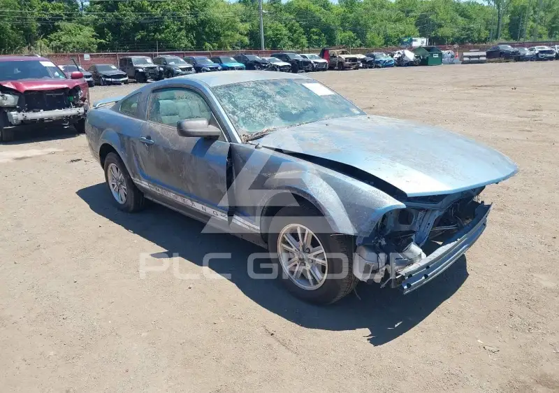 2006 Ford MUSTANG фото