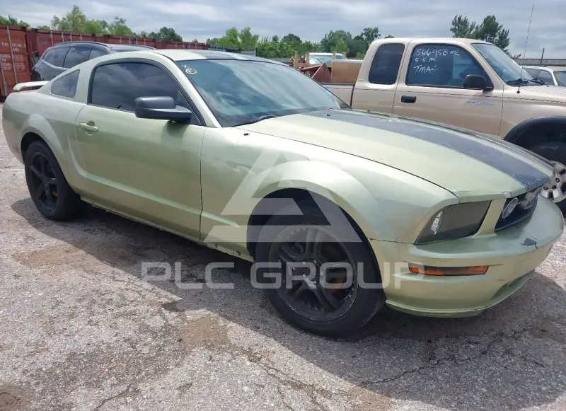 2006 Ford MUSTANG фото