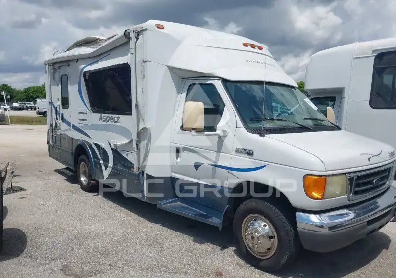 2006 Ford E-450 фото