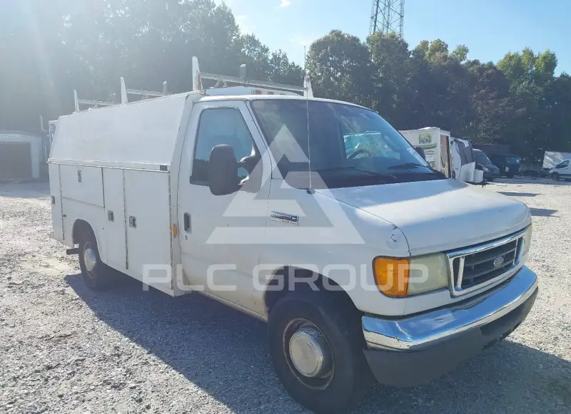 2006 Ford E-350 photo