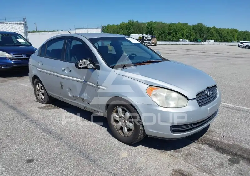 2006 Hyundai Accent photo