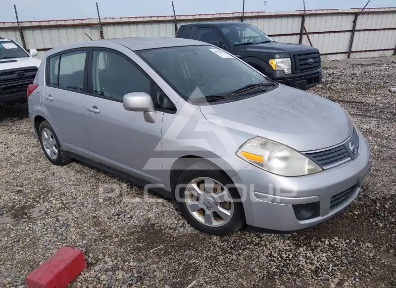 2007 Nissan VERSA photo