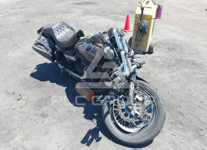 2007 Harley-Davidson FXDBI photo