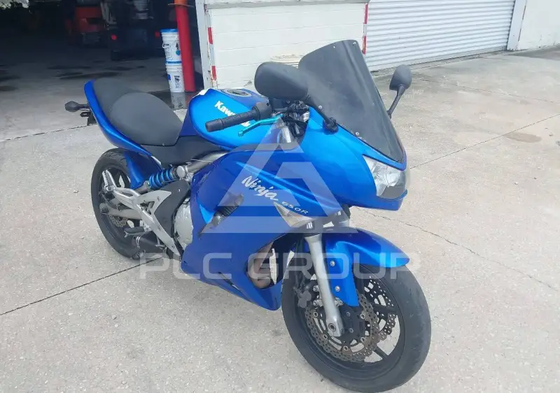 2007 Kawasaki EX650 фото