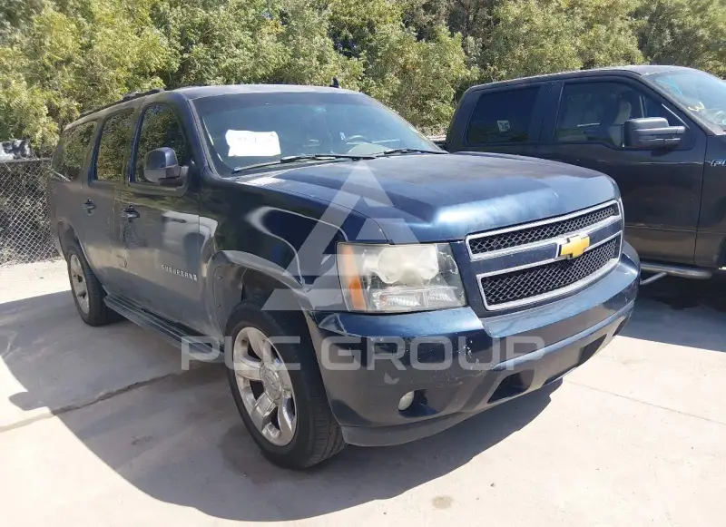 2007 Chevrolet Suburan photo