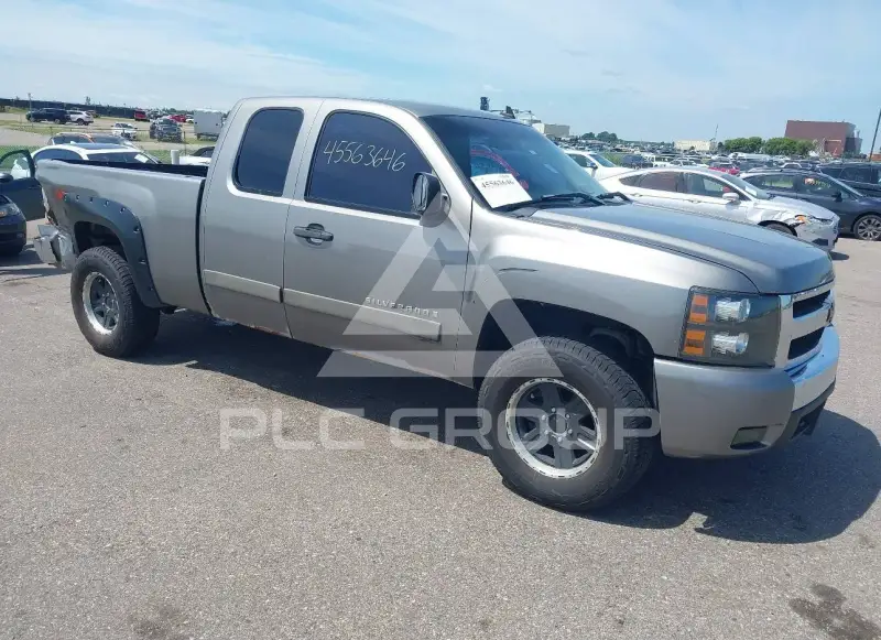 2007 Chevrolet Silverado photo