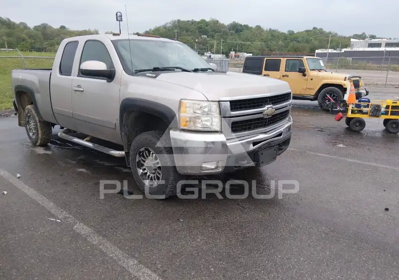 2007 Chevrolet Silverado photo