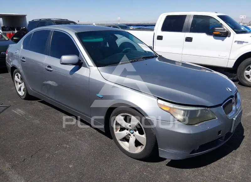 2007 BMW 525 photo