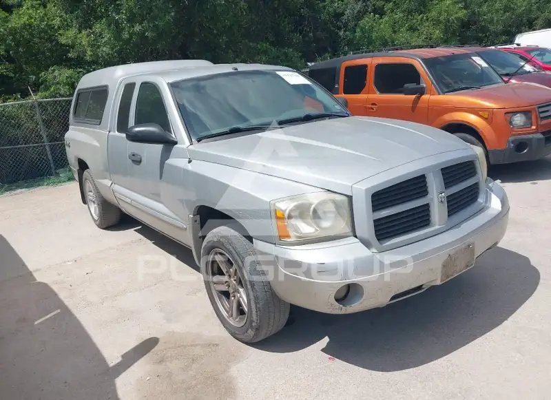 2007 Dodge DAKOTA photo