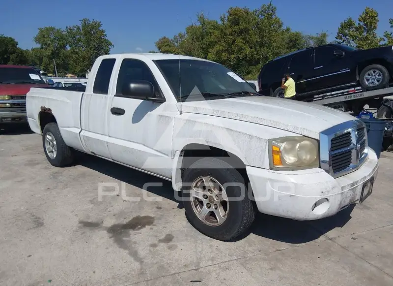 2007 Dodge DAKOTA photo