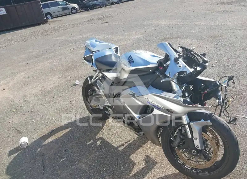 2007 Honda CBR1000 фото