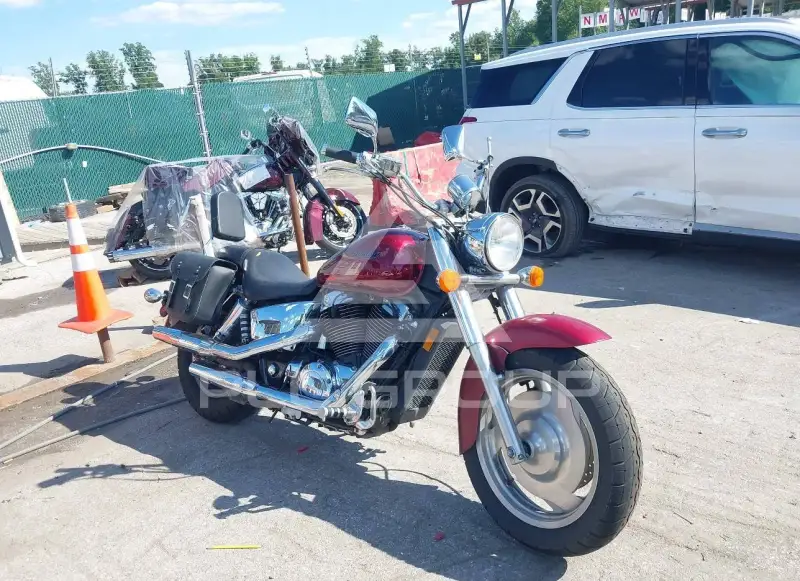 2007 Honda VT1100 photo