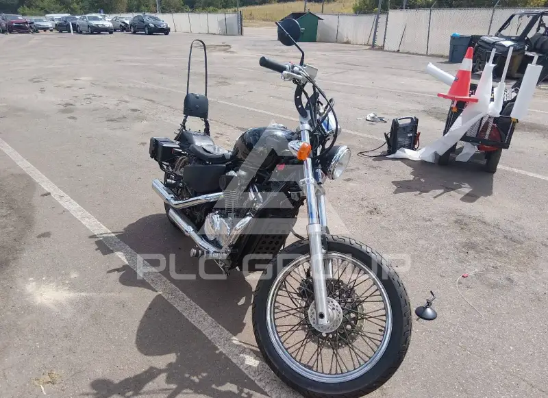 2007 Honda VT600 photo