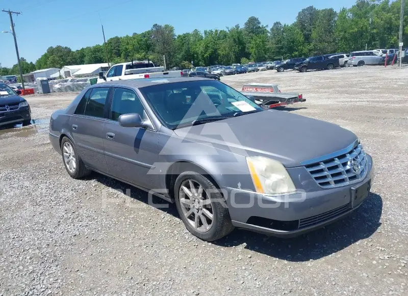 2007 Cadillac DTS photo