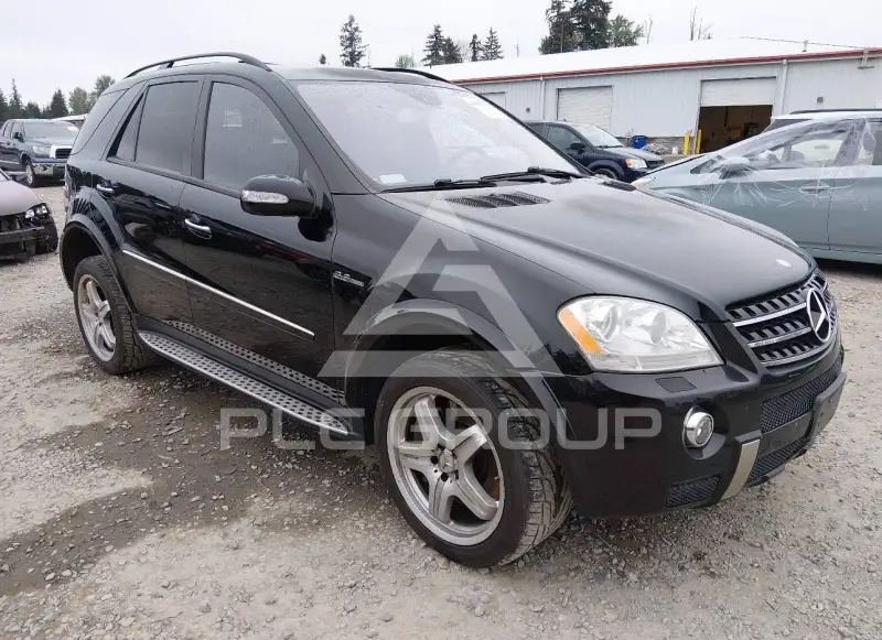 2007 Mercedes Benz ML 63 AMG photo