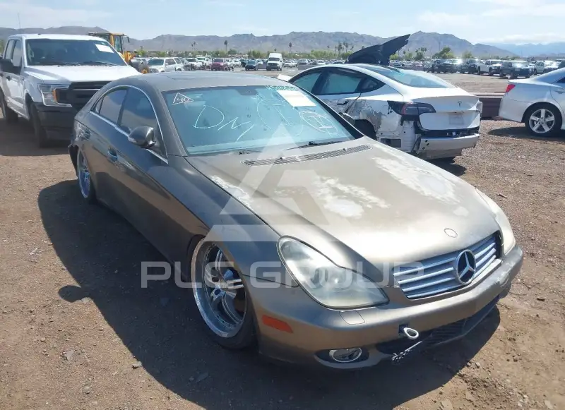 2007 Mercedes Benz CLS 500 фото
