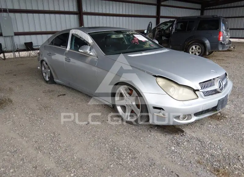 2007 Mercedes Benz CLS 500 фото