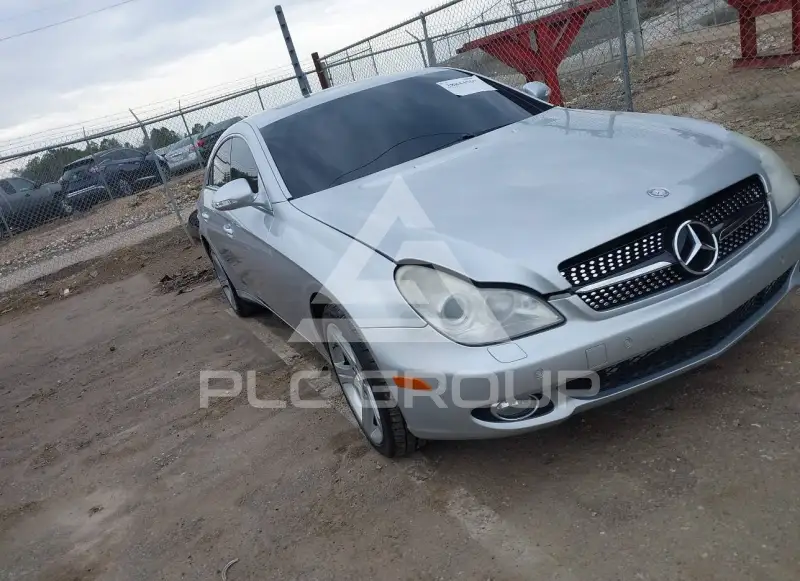 2007 Mercedes Benz CLS 500 фото
