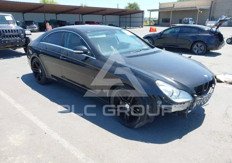 2007 Mercedes Benz CLS 500 фото