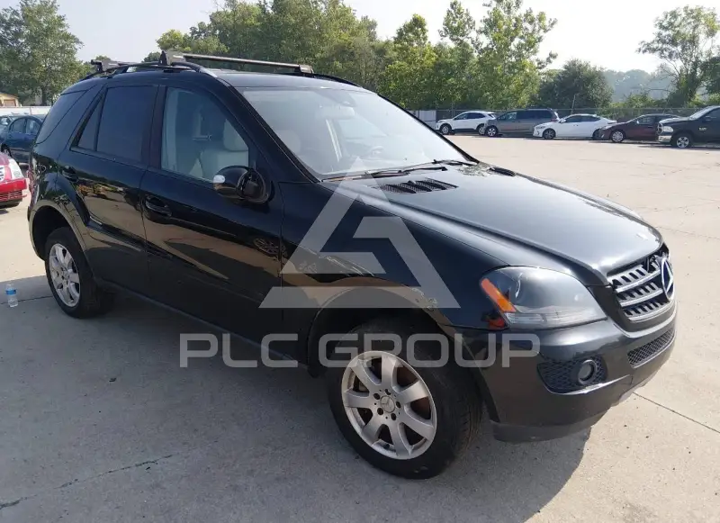 2007 Mercedes Benz ML 350 фото
