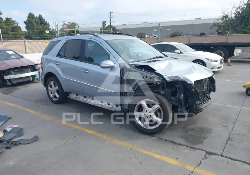 2007 Mercedes Benz ML 350 photo
