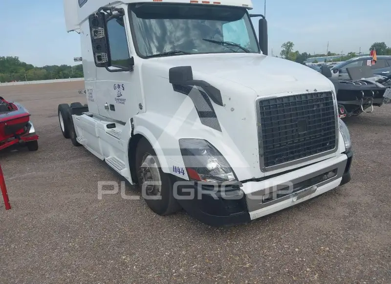 2007 Volvo VNL фото