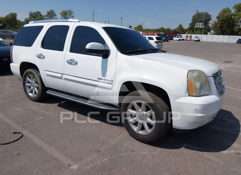 2007 GMC YUKON фото