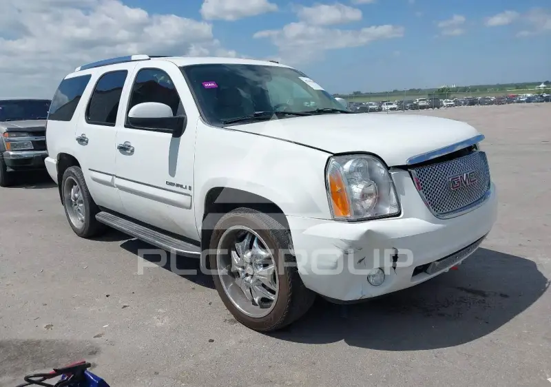 2007 GMC YUKON фото